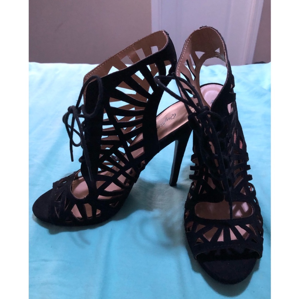 Black heels